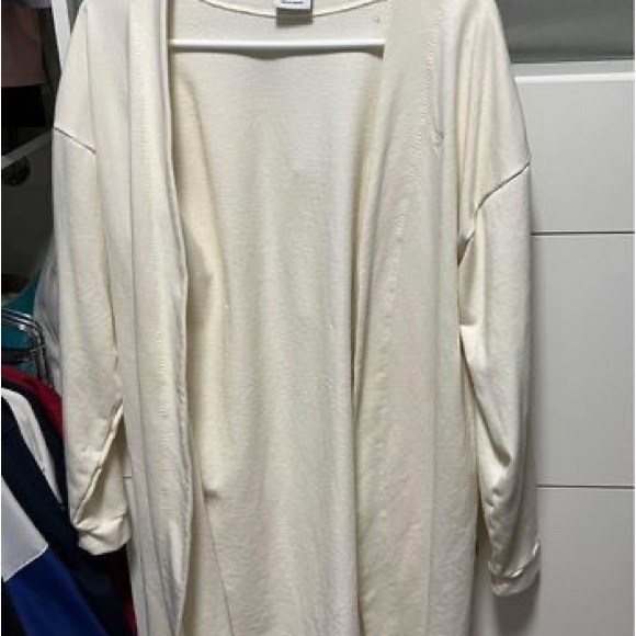 Whitney Simmons c Gymshark Cardigan | V4 Collection - Picture 2 of 3